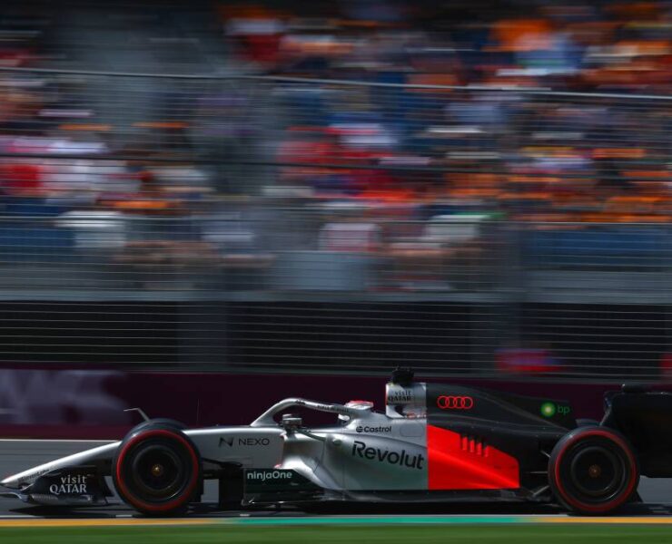 Audi R26 #27